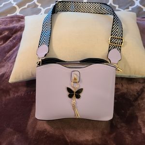 Small lavender purse butterfly detail NWOT